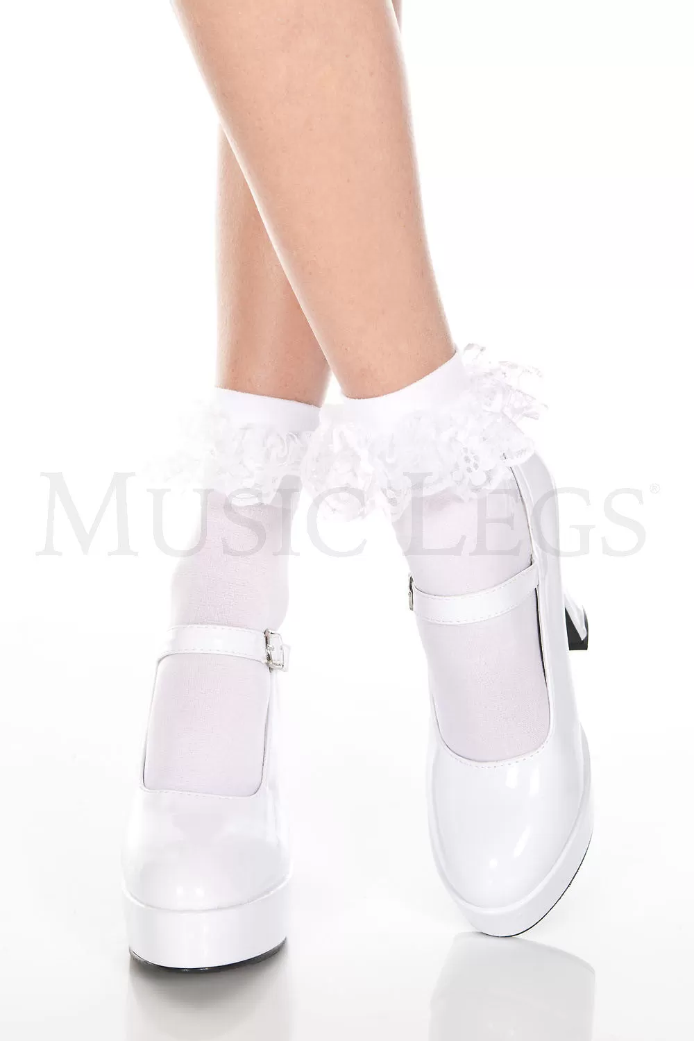 Ankle Hi w/ruffle trim White