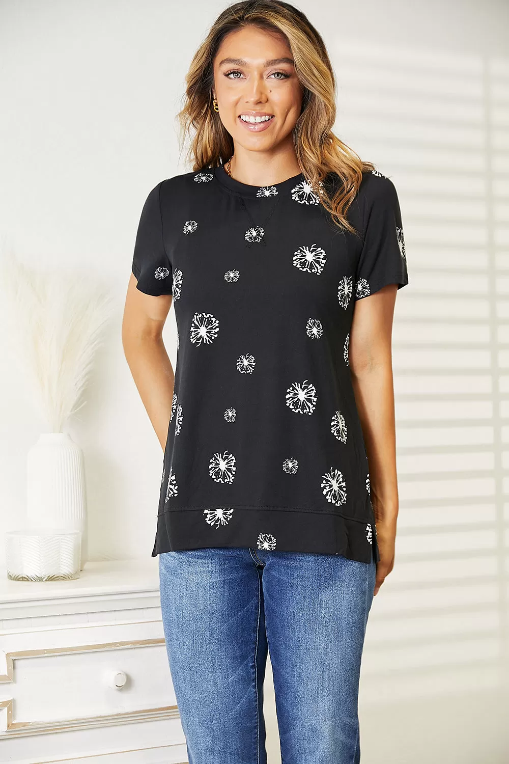 Chic Double Take Dandelion Print Round Neck T-Shirt - Casual Women's Fashion, Stylish Graphic Tee for Everyday Comfort