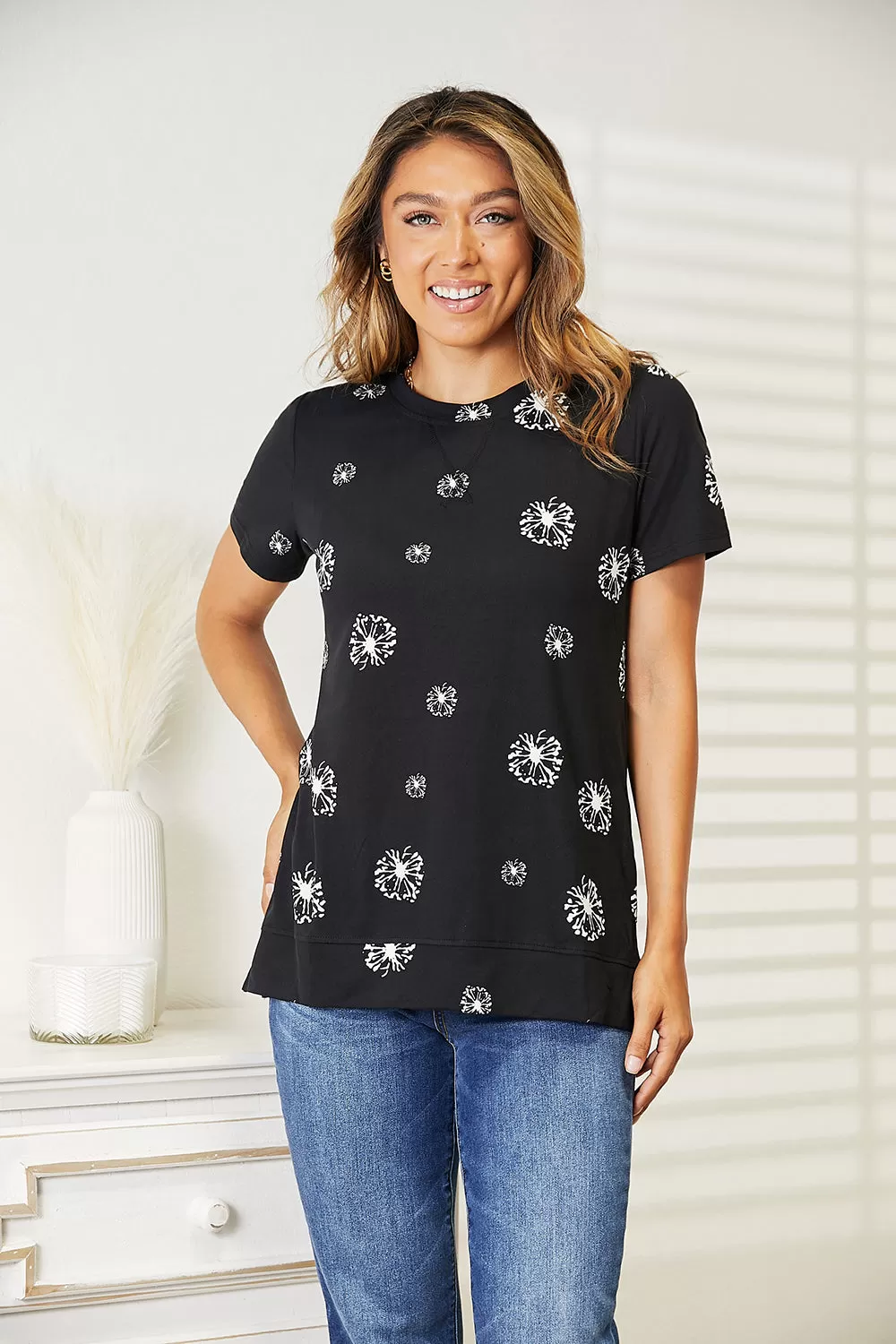 Chic Double Take Dandelion Print Round Neck T-Shirt - Casual Women's Fashion, Stylish Graphic Tee for Everyday Comfort