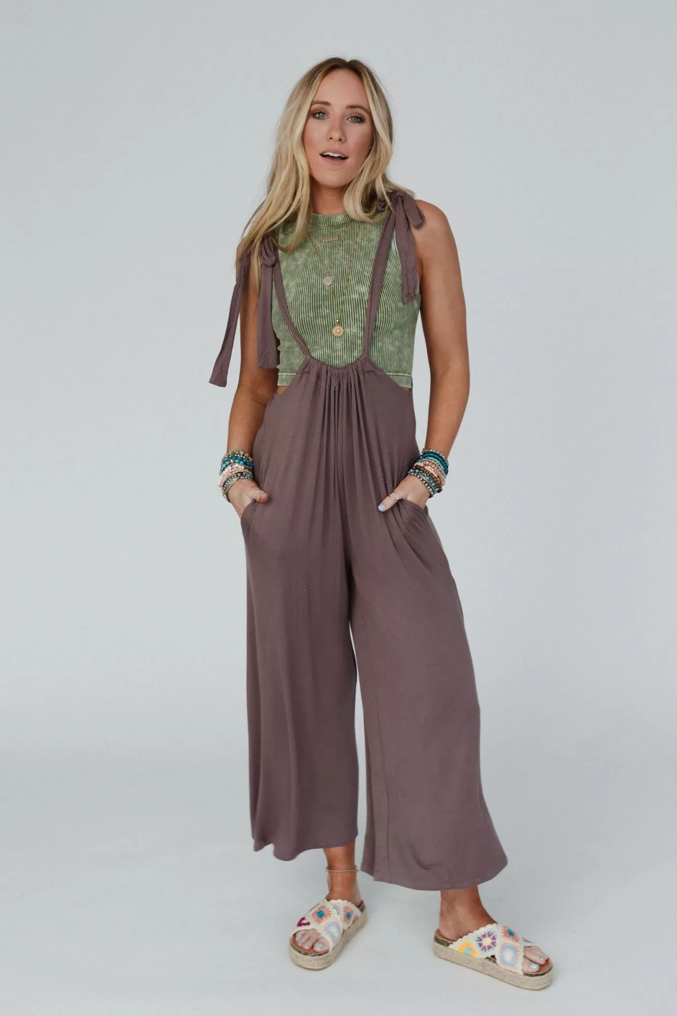 Forever Relaxed Gathered Jumpsuit - Mocha