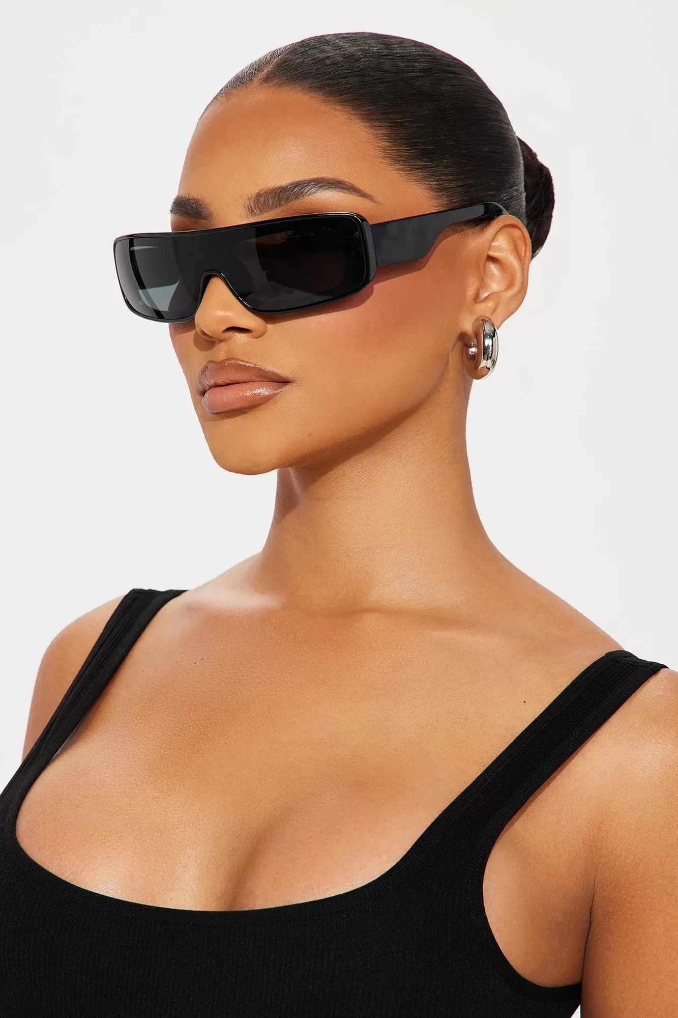 I'll Be Going Hard Sunglasses - Black