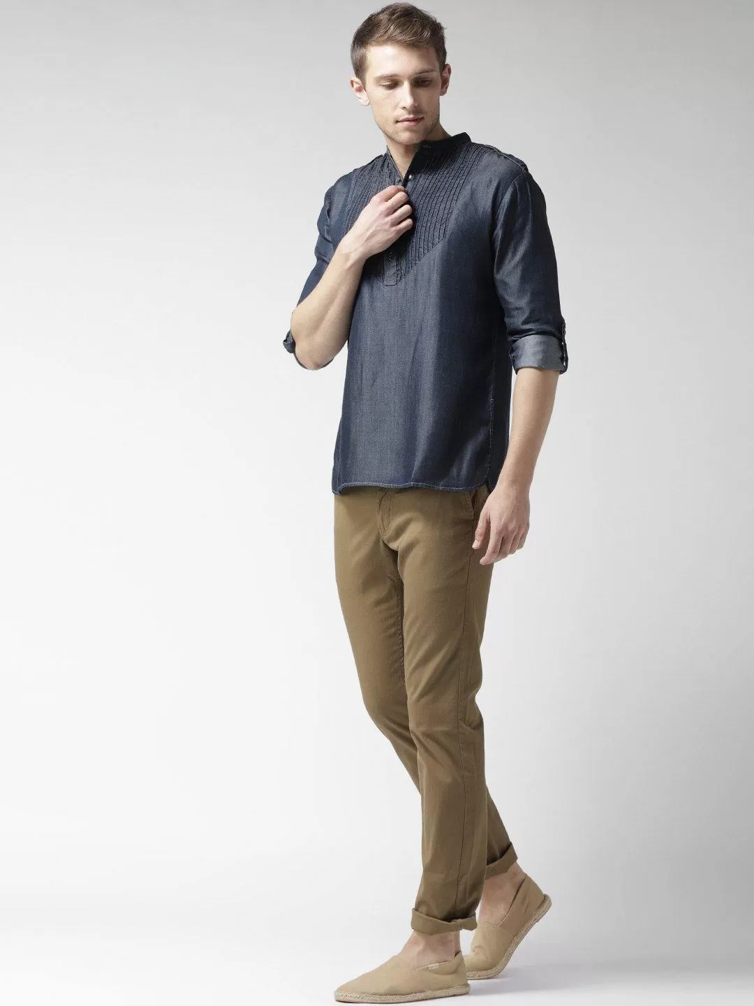 Men Navy Solid Straight Kurta