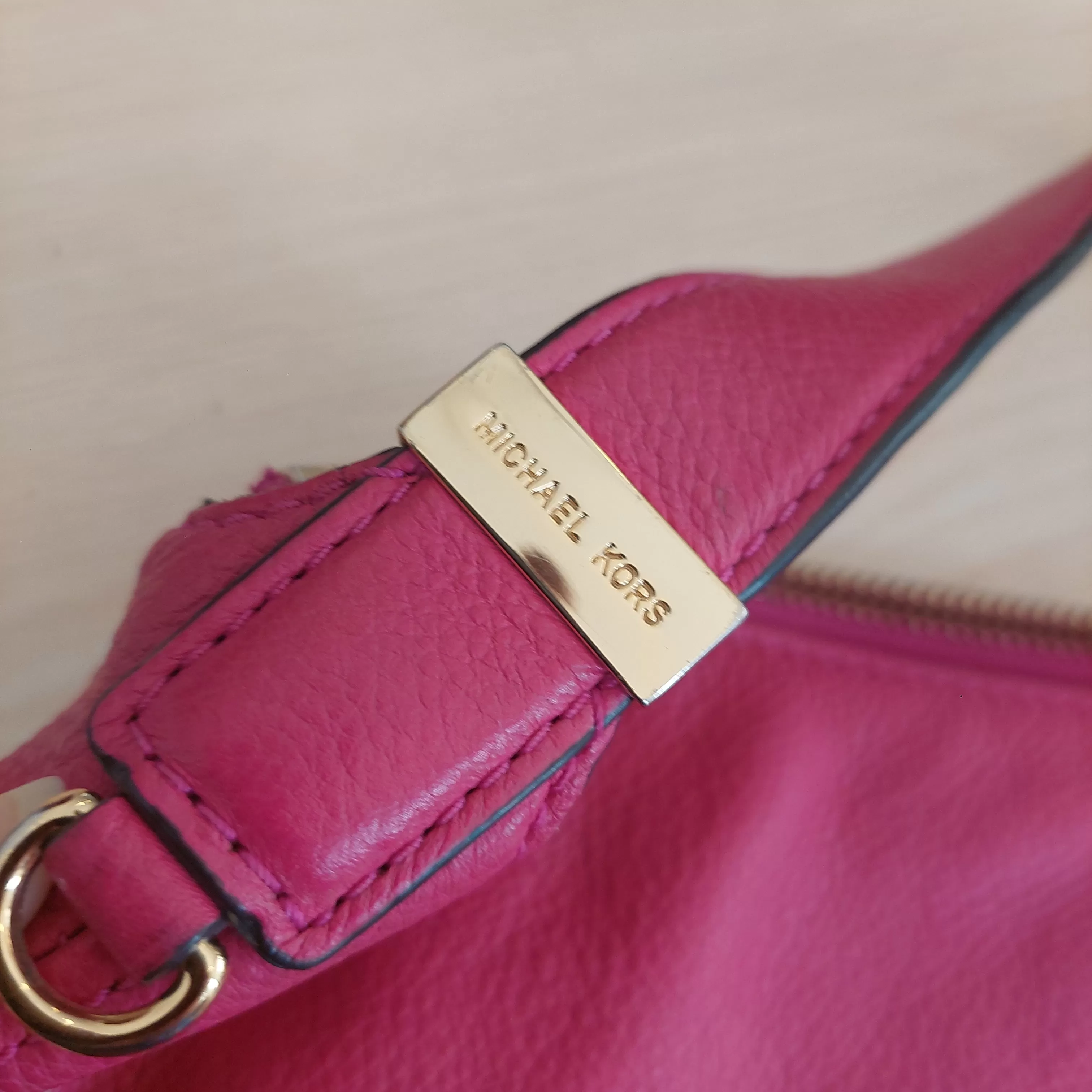 Michael Kors Fuchsia Pink Leather Shoulder Bag | Pre Loved |