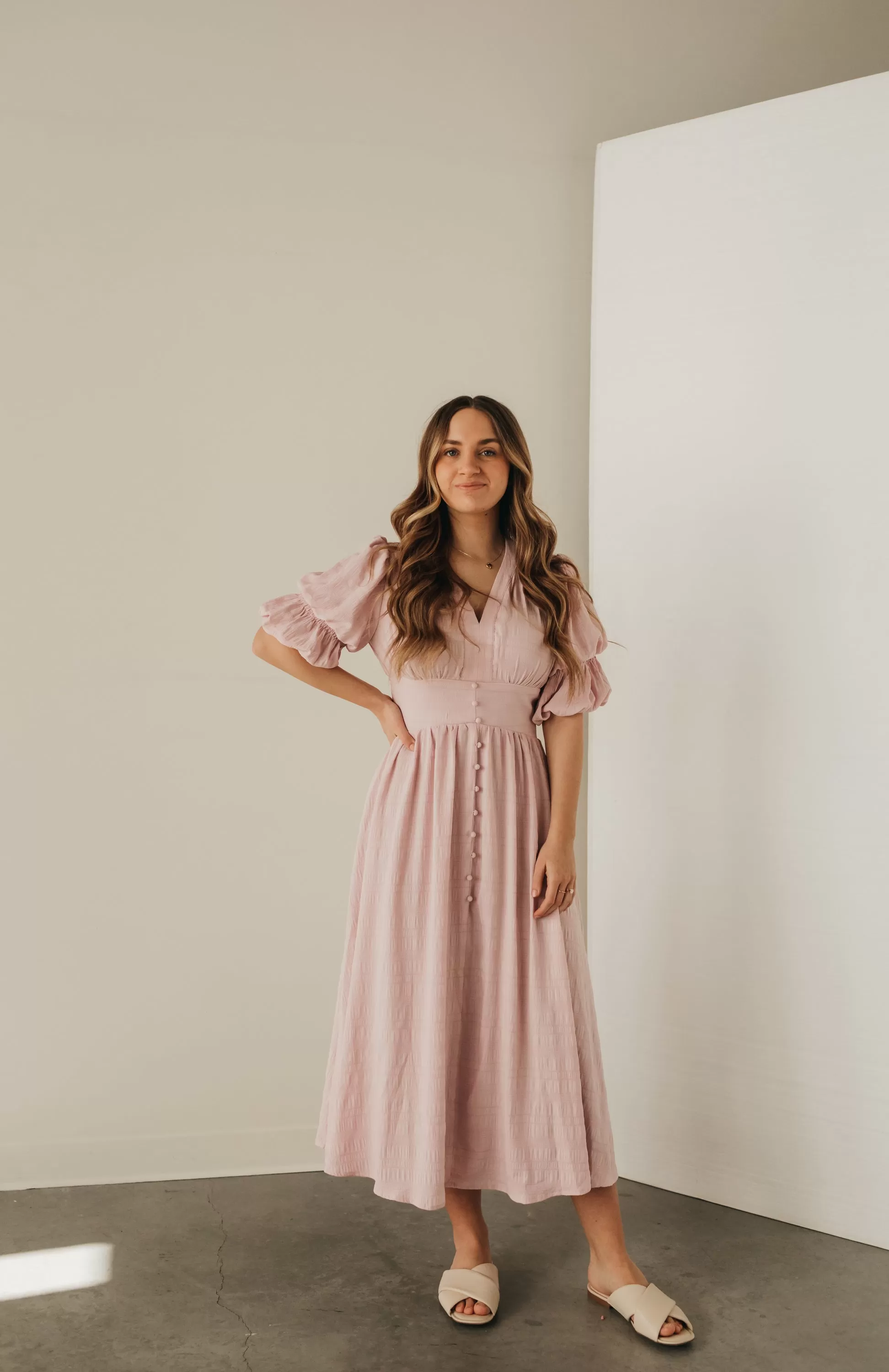 Rose Bubble Sleeve Midi Dress in Blush