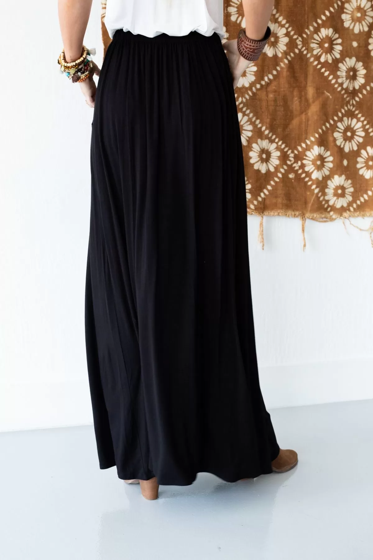 The Perfect Pocketed Maxi Skirt - Black