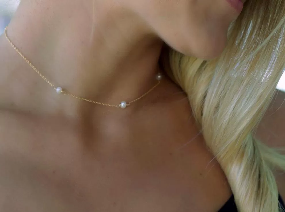 Three Pearl Choker Necklace