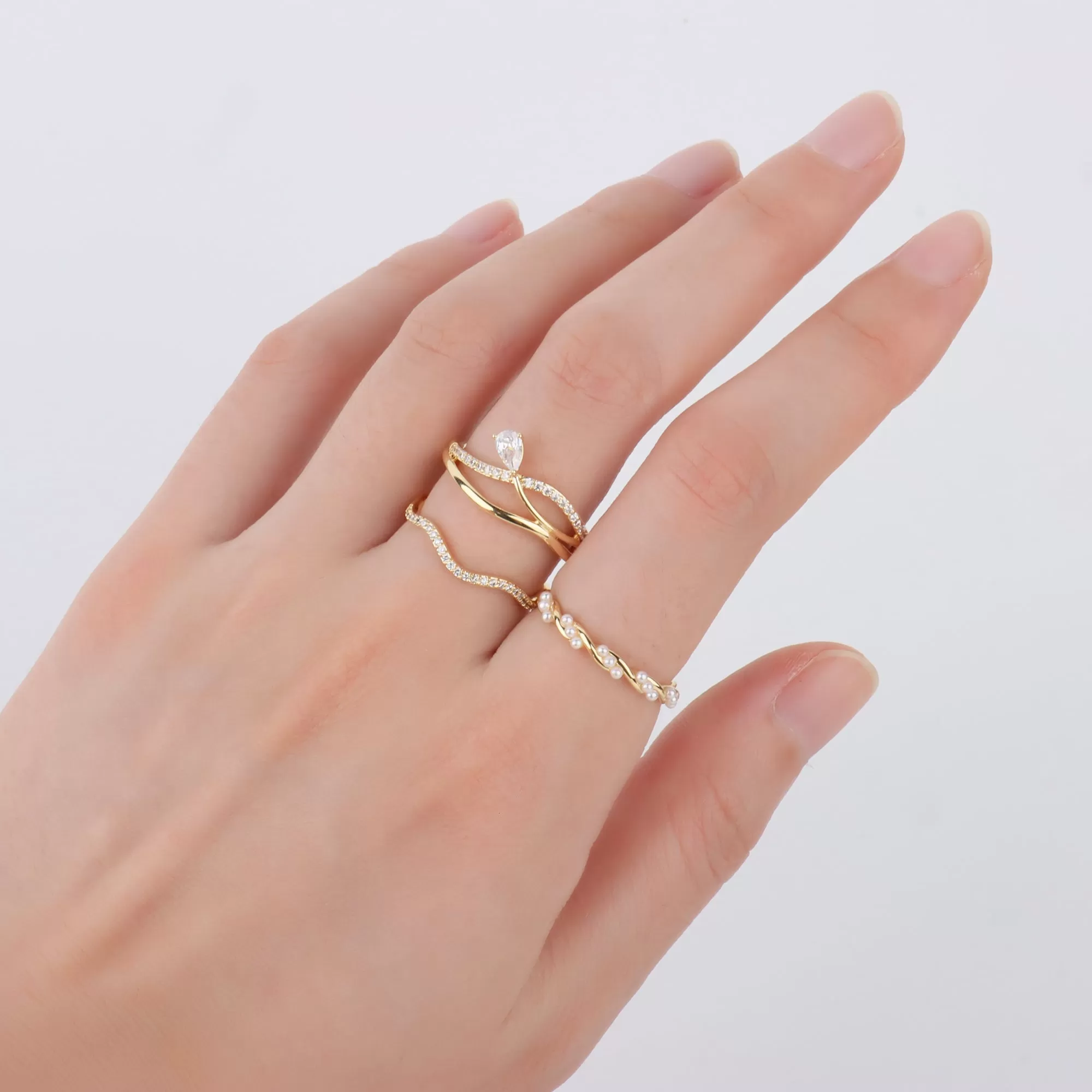 Vine Pearl Ring